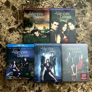 Vampire Diaries DVD Box Set - Seasons 1-5